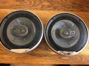 Pioneer TS-E1795 220W 3-weg 17 cm